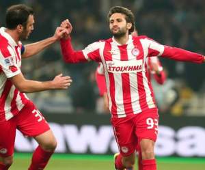Abdoun pens a 3 year deal with Forest as he leaves Greek champions Olympiakos for 1.5 million pounds.